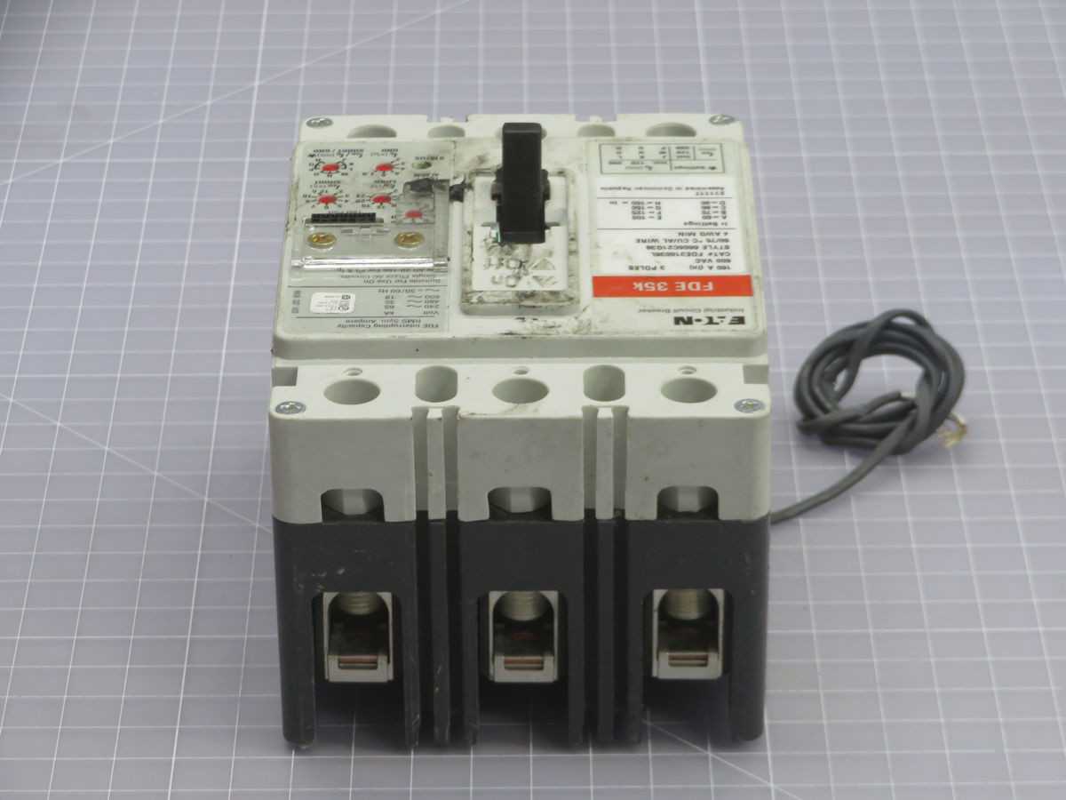 EATON FDE316036L CIRCUIT BREAKERS, 3-POLE, 160A RATED, LSIG, 600 VAC, 250 VDC, 50/60 HZ, 65 KAIC IC - CIRCUIT BREAKERS