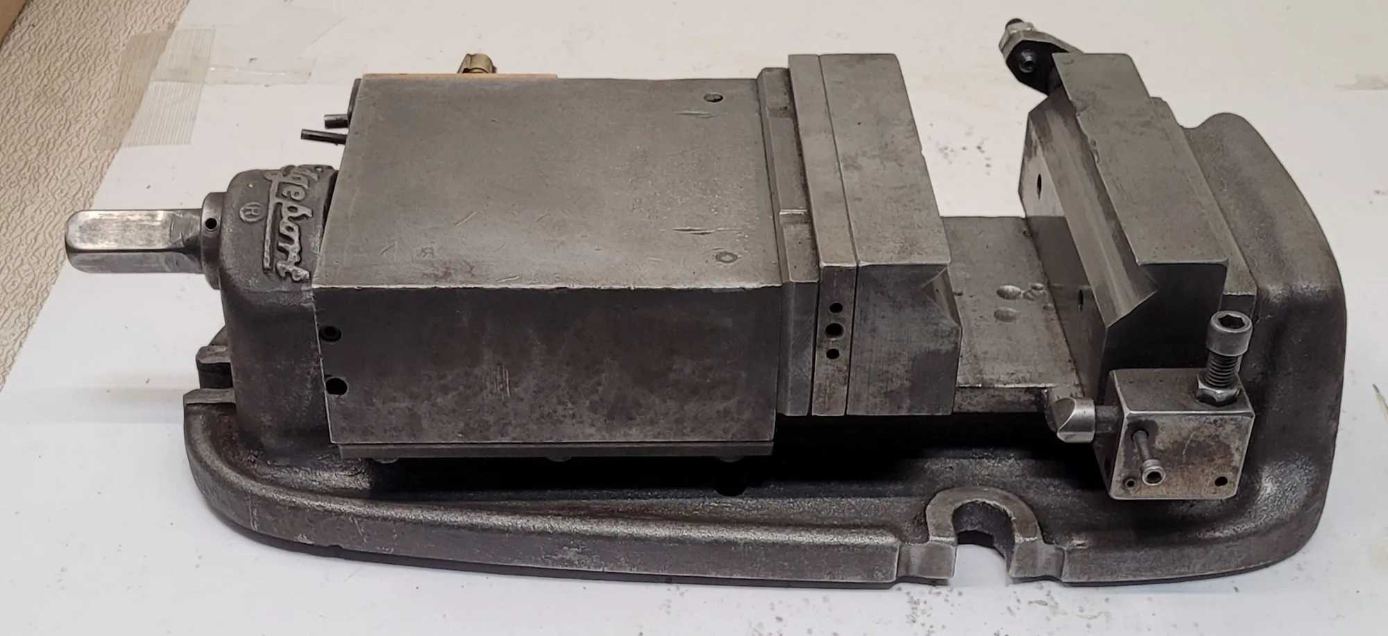 BRIDGEPORT MILLING & MACHINING VISE WITH HANDLE, STAMPED MODEL 2 - MACHINING TOOLING & PARTS