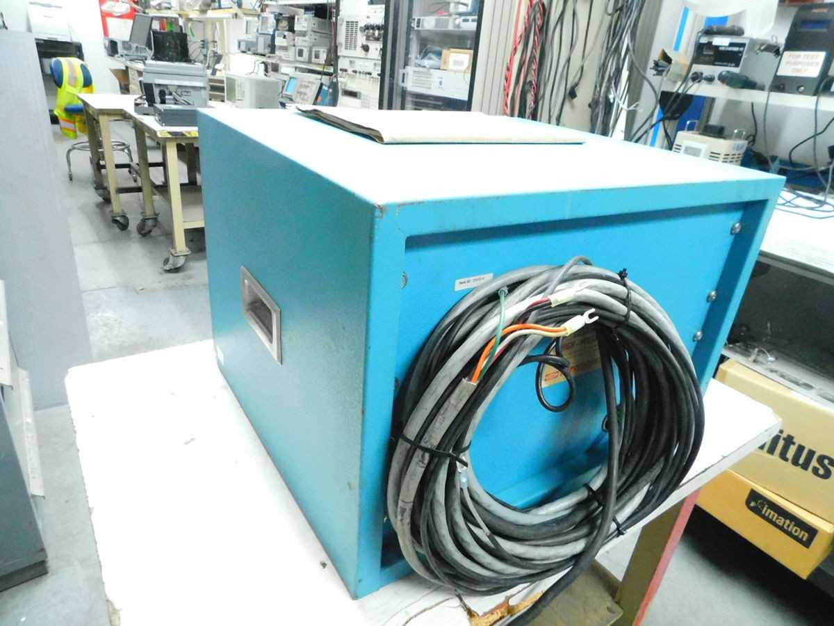 HIPOTRONICS 750-2-A AC DIELECTRIC TEST SET (JUST CONTROL) M7324 - VOLTAGE TESTER
