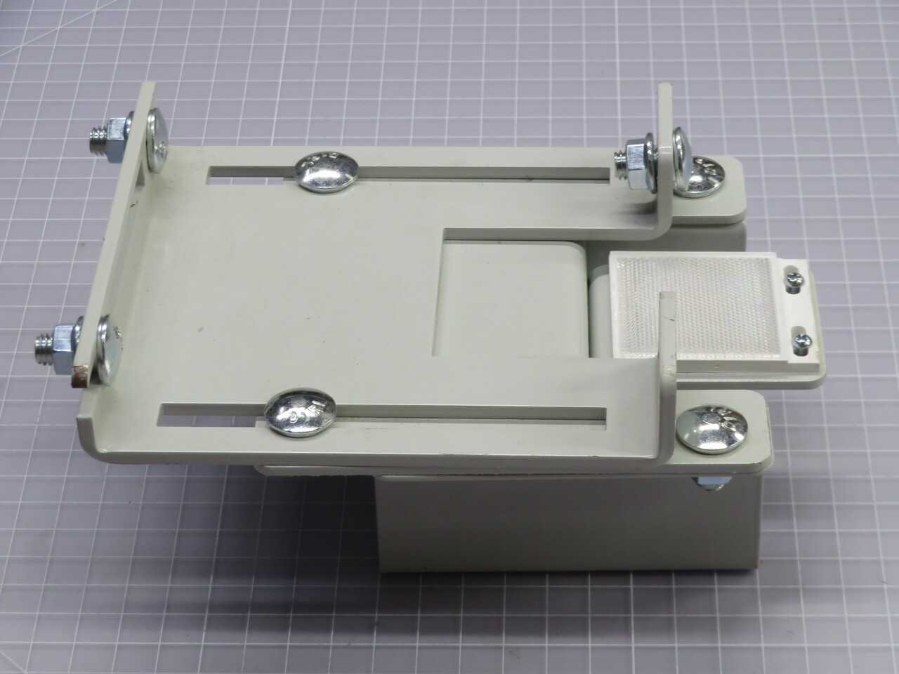 SICK RAY10-AB4CBLA00 PHOTOELECTRIC SWITCH T261652 - SENSORS
