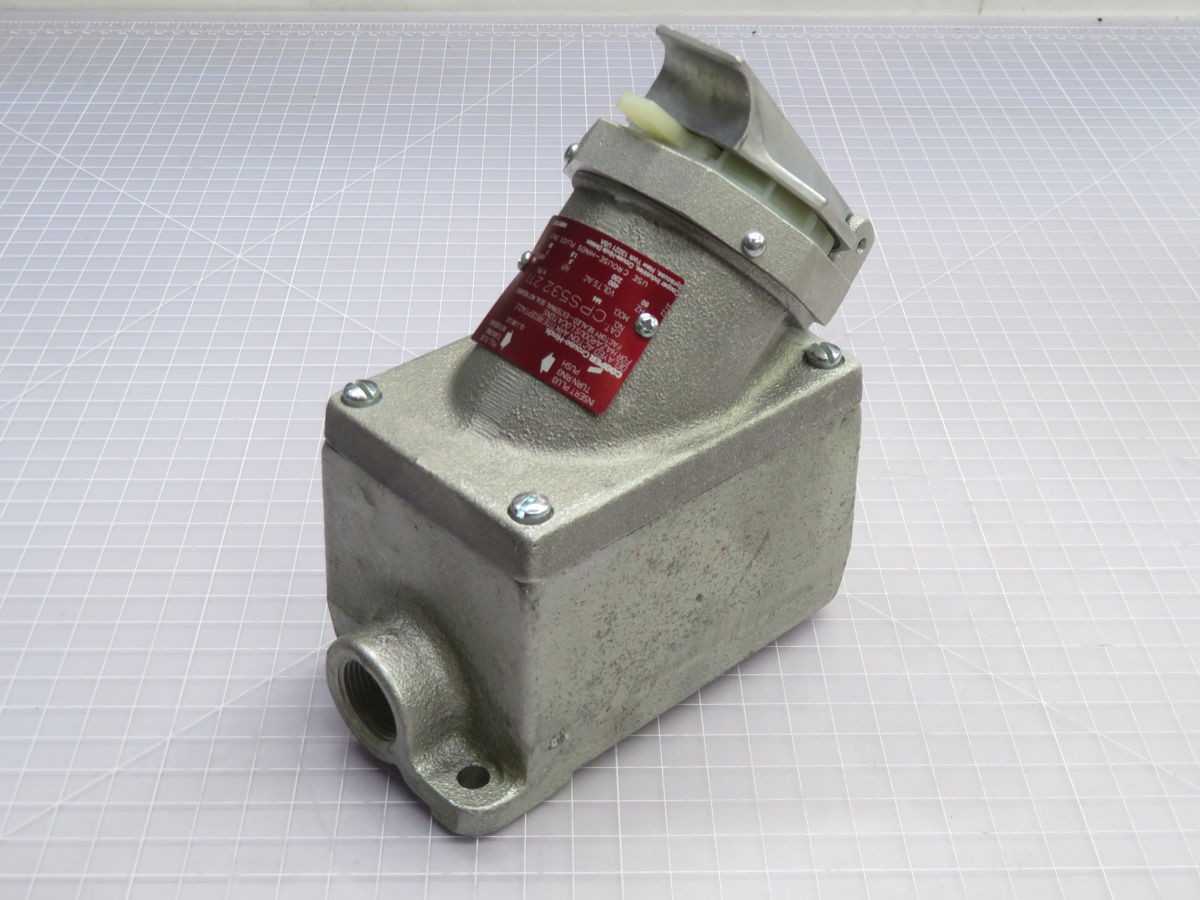 CROUSE-HINDS CPS532 211 RECEPTACLE T263821 - ELECTRICAL RECEPTACLES