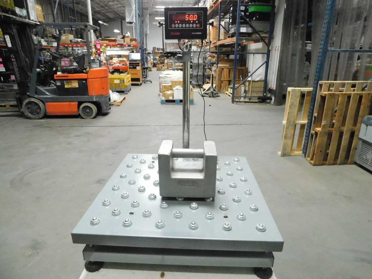 OPTIMA OP-900A-02 SCALE WITH ROLLERS 300 KG - FLOOR SCALES