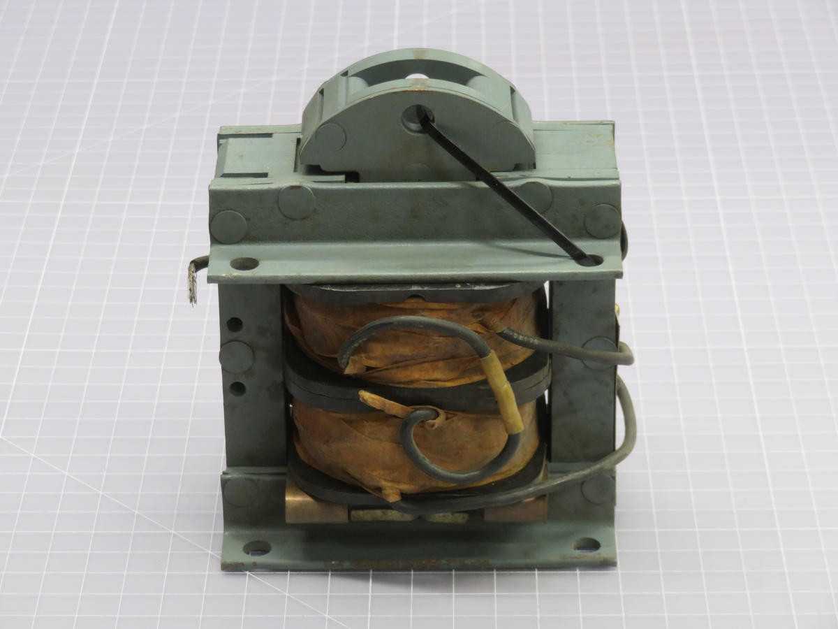 GE CR9503 206BAB373 CONTROL TRANSFORMER, 120V AC INPUT, 60HZ FREQUENCY, 24V AC OUTPUT, 50VA POWER - MACHINING ACCESSORIES & TOOLING