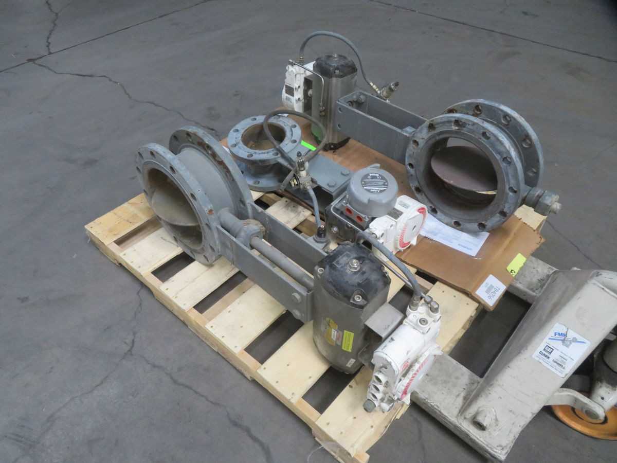 LOT OF 3 MIXED LOT OF BUTTERFLY VALVES T267533 - BUTTERFLY VALVE