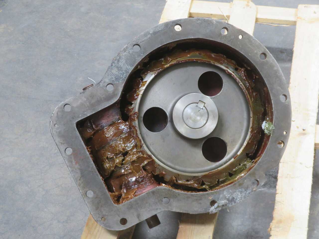 RUSH ISLAND 7970434 CRWP05C04AA GEAR BOX T261672 - GEAR REDUCERS
