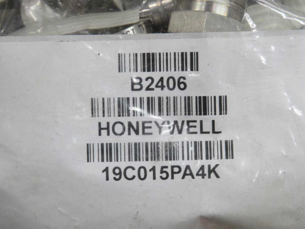 LOT OF 20 HONEYWELL 19C015PA4K SENSOR 15PSIA 1/8"NPT 0.1V - SENSORS