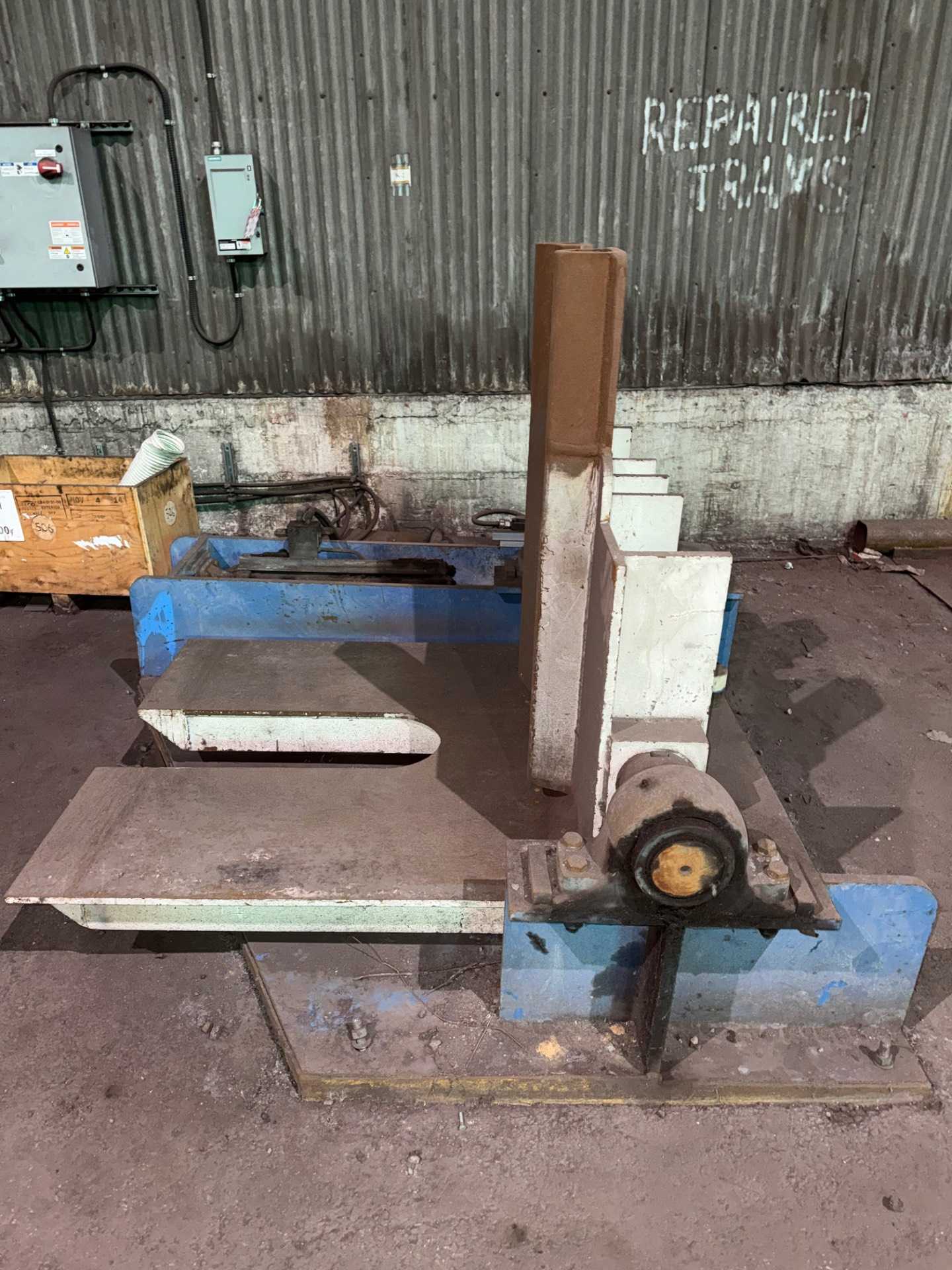 Hydraulic Material Positioning Upender - WELDING POSITIONERS