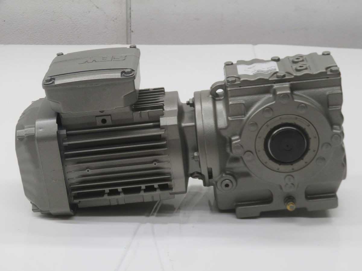 SEW EURODRIVE SA47 DRN71M4/DH 87.7919563203.0001.20.50 GEAR MOTOR T266589 - GEAR REDUCERS