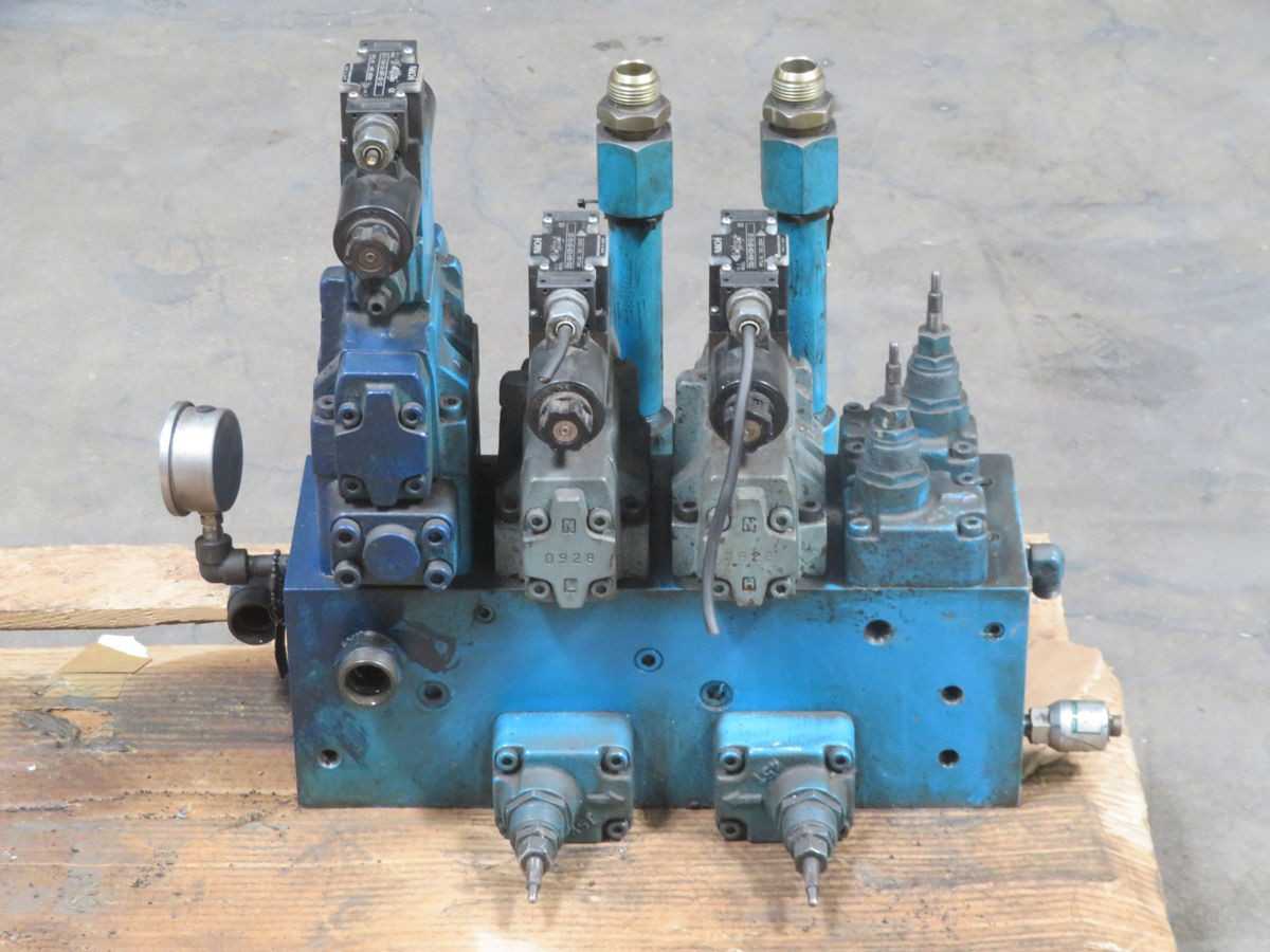 NACHI CA-606-2-20 DSS-G04-C6-ARY-D2-SS HYDRAULIC VALVE ASSY DSS-G04-E3X-ER-D2-22 T263310 - HYDRAULIC VALVE