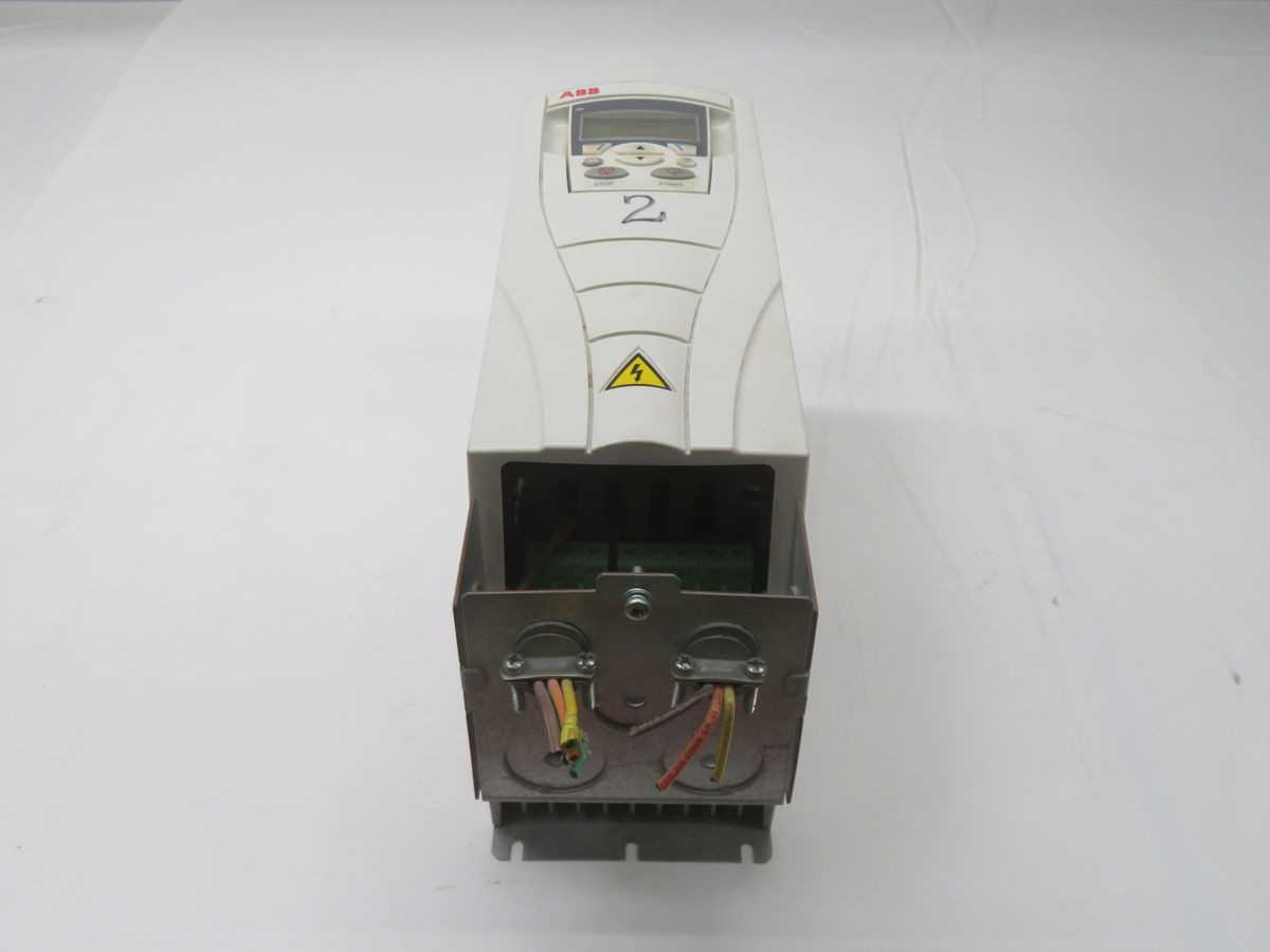 ABB ACS550-U1-08A8-4 AC INVERTER DRIVE - 5HP T268711 - AC VFD DRIVES