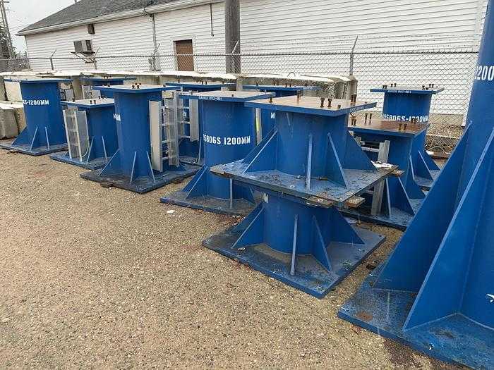 2011 UTICA RISER 600MM FOR FANUC R2000/M900, HEAVY-DUTY, FIXED POSITION, NO POWER REQUIRED - ROBOT PARTS