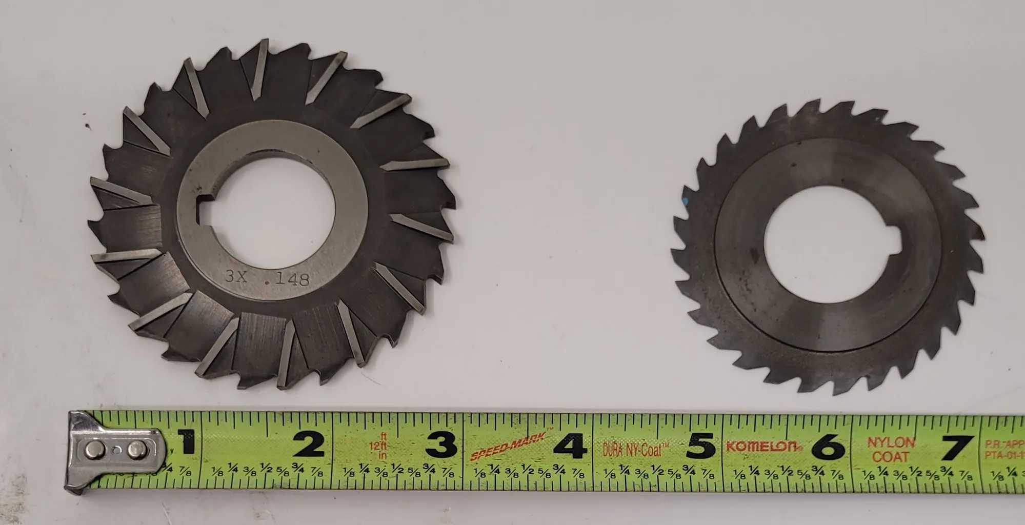 ASSORTED SIDE MILLING CUTTERS (24 PCS) - 18X 3"X.148, 6X 2.5"X.04" - MACHINING TOOLING & PARTS