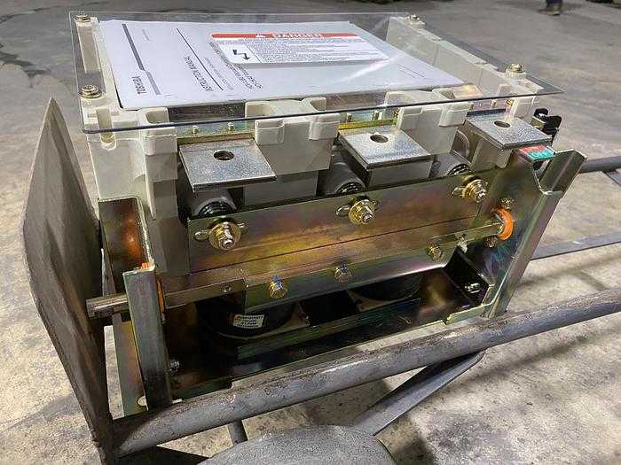 TOSHIBA HCV-1JBU VACUUM CONTACTOR 208-1500V 600A 42KA INT. 100-240V CONTROL - AC CONTACTOR