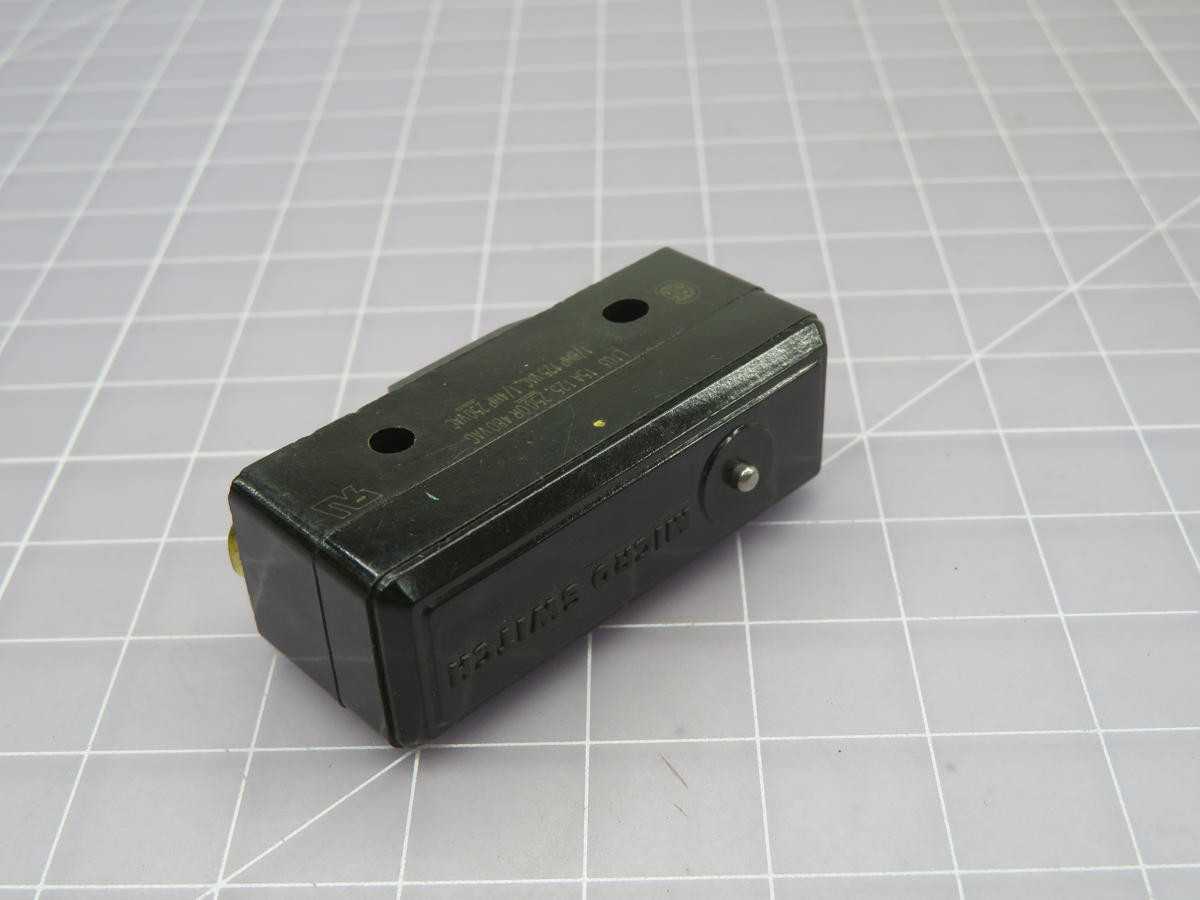 LOT OF 175 HONEYWELL BZ-R-A2 BASIC SWITCH - SWITCHES