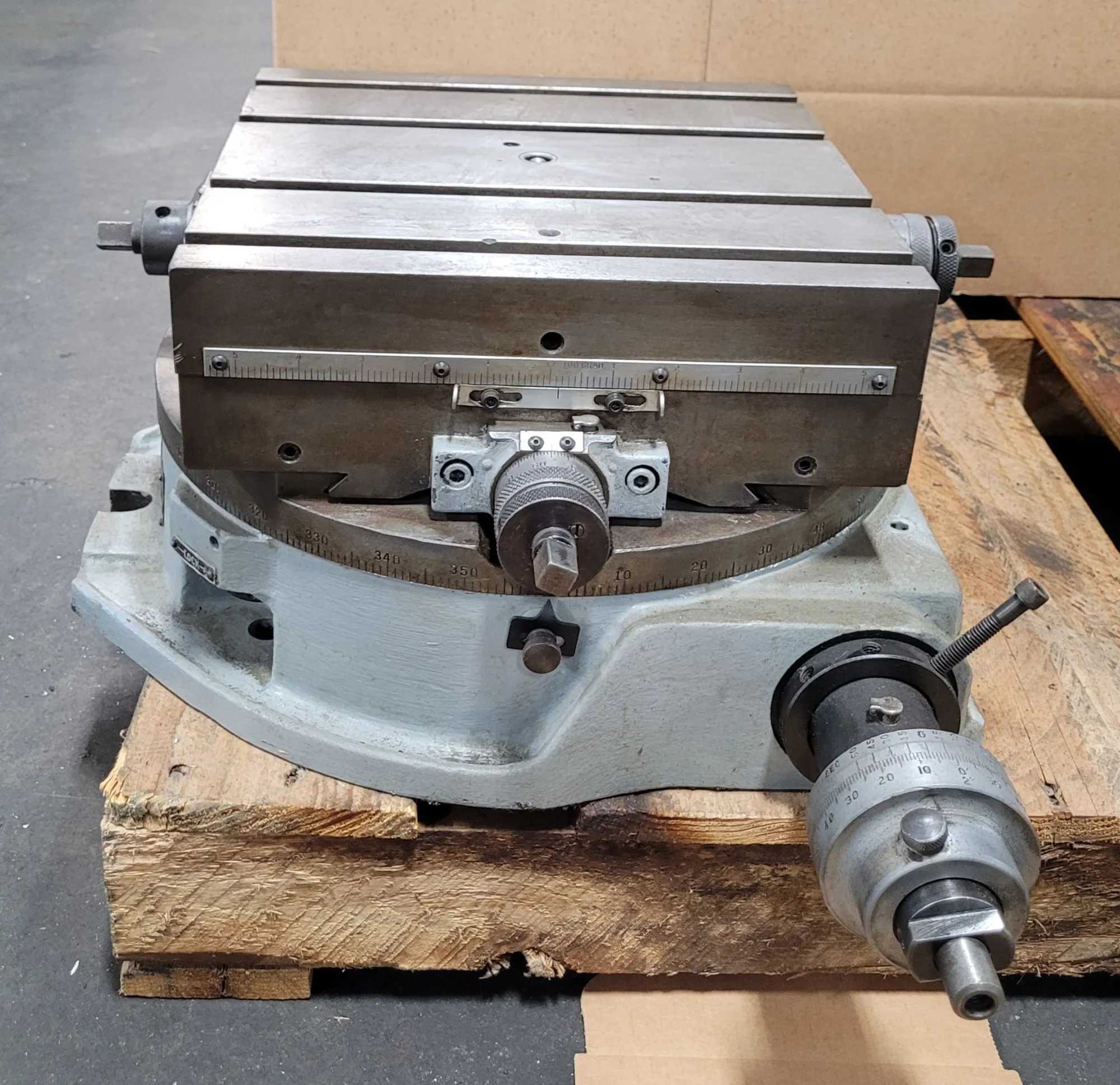 TROYKE DMT-15 CROSS-SLIDE ROTARY TABLE (MANUAL) - 12" X 12" TABLE SIZE - MACHINING TOOLING & PARTS