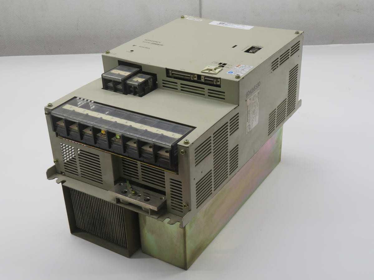YASKAWA SGDB-1AADG-P SERVO DRIVE, 200-230V AC IN, 60A IN, 11.0KW AC OUT, 58.6A OUT - SERVO