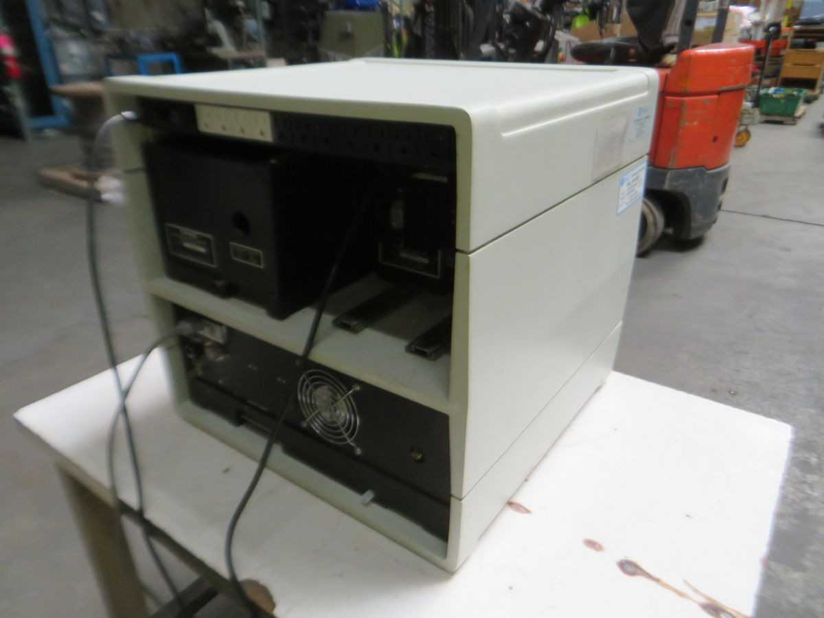DIONEX 13286 RDM-1 CDM-3 CONDUCTIVITY DETECTOR, REAGENT DELIVERY MODULE, VARIABLE WAVELENGTH - LAB & SCIENTIFIC