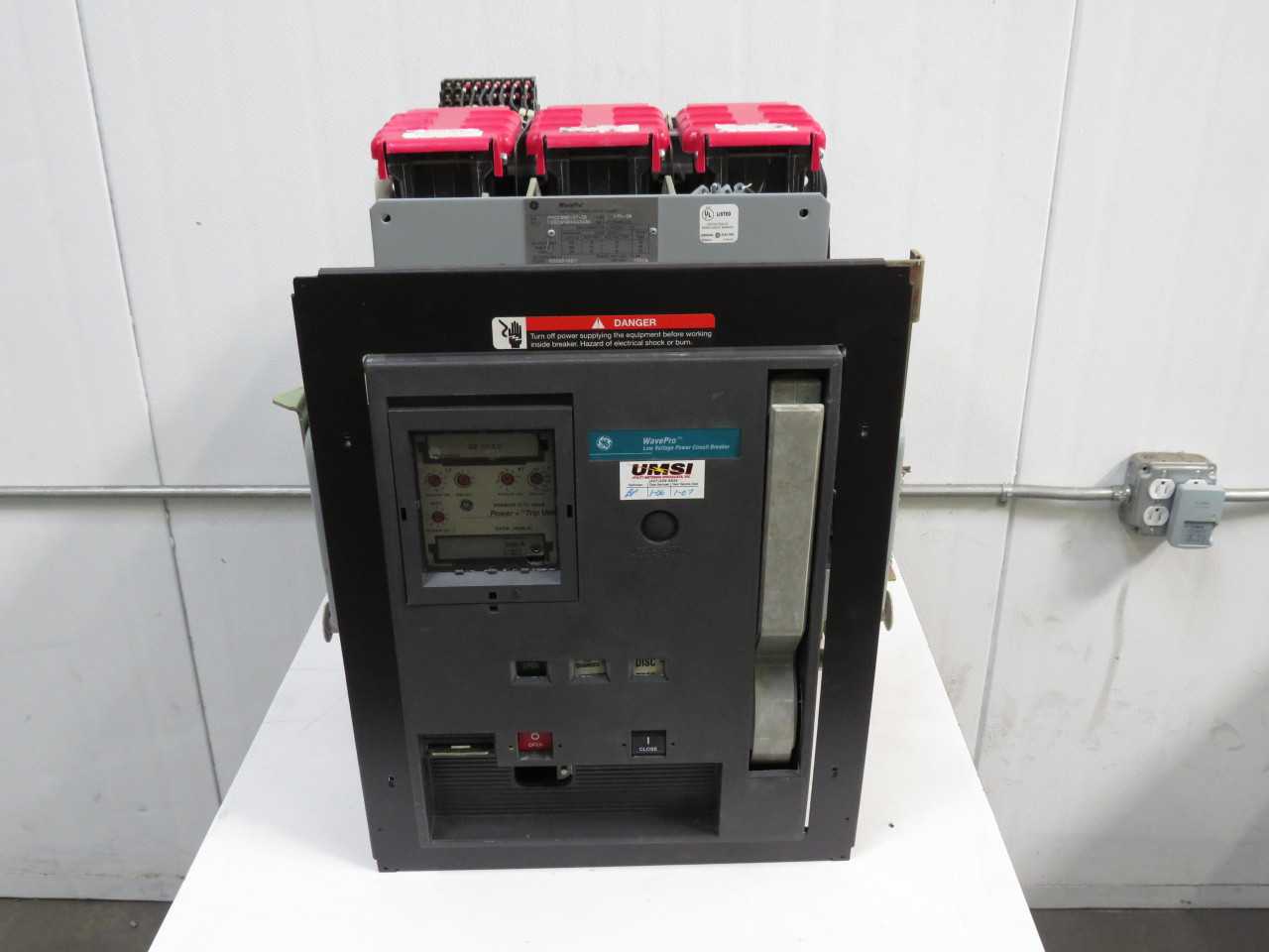GE WE3DGPDXXXAXXBX WPX-08, 3-POLE, 635 VAC MAX VOLTAGE, 800 A CURRENT, 50/60 HZ FREQUENCY - CIRCUIT BREAKERS