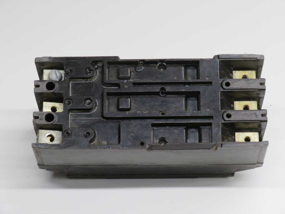 FPE NFJ MOLDED CASE CIRCUIT BREAKER T256434 - CIRCUIT BREAKERS