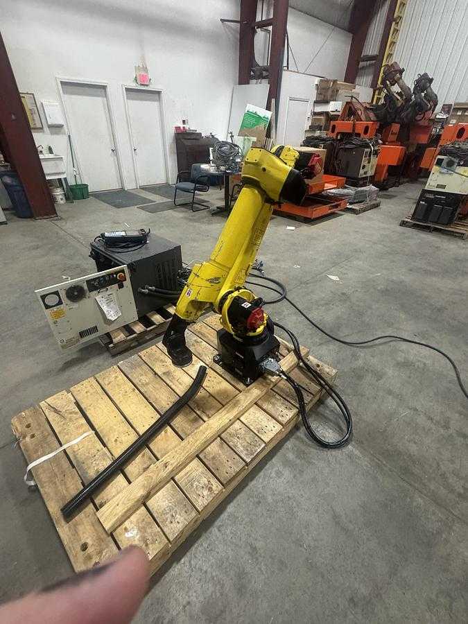 2020 FANUC M-10ID/8L Articulated Robot, 8kg Payload, 2032mm Reach, R-30iB Plus Control - ARTICULATED ROBOTS
