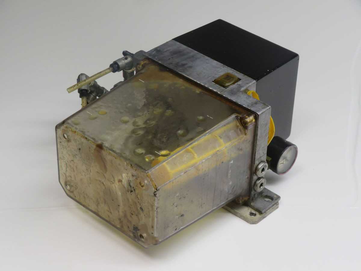 SKF MKU11-KW2-J005L LUBRICATION PUMP T263350 - PUMPS