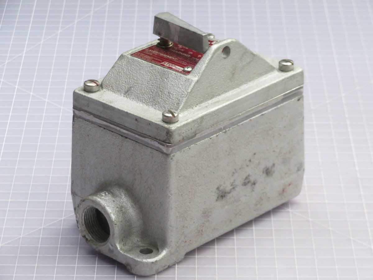 CROUSE-HINDS EDSC211020 MOTOR START SWTCH T263825 - SWITCHES