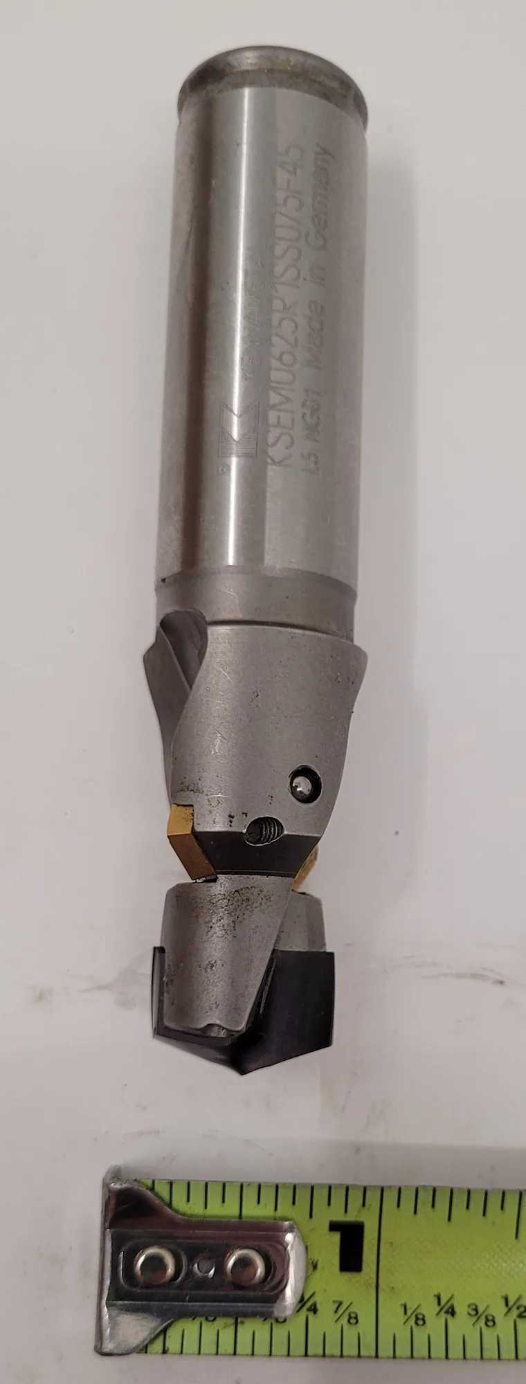 KENNAMETAL KSEM0625R1SS075F45 COOLANT THRU INDEXABLE DRILL, 5/8" CUT DIA, 3/4" SHANK - MACHINING TOOLING & PARTS