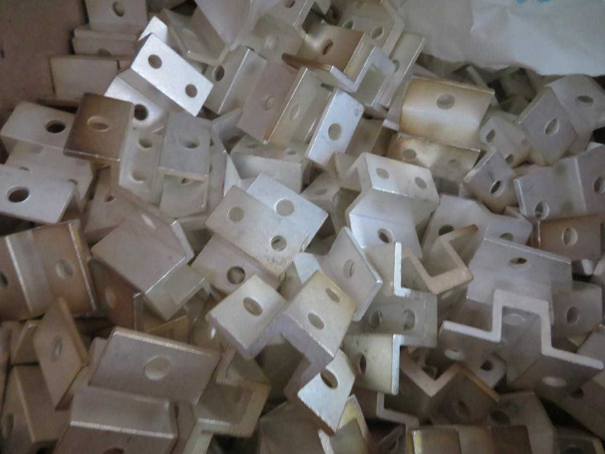 Lot of 450 Industrial Terminal Contacts Lugs for Circuit Breakers - INDUSTRIAL PARTS