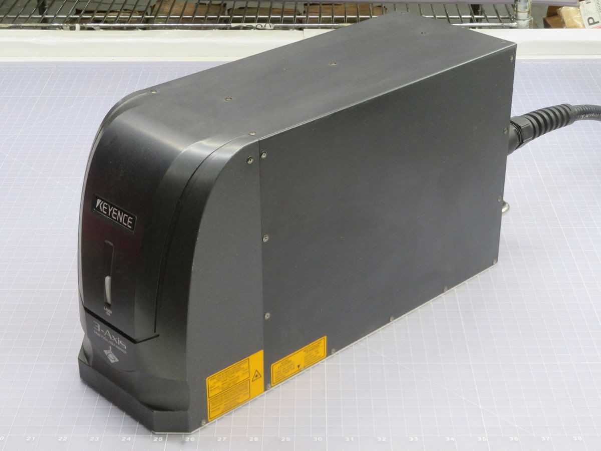 KEYENCE MD-V9900 LASER MARKING SYSTEM, 3 AXIS, 1064 NM WAVELENGTH, 30 W POWER, 400 KHZ FREQUENCY - LASER CUTTING MACHINES