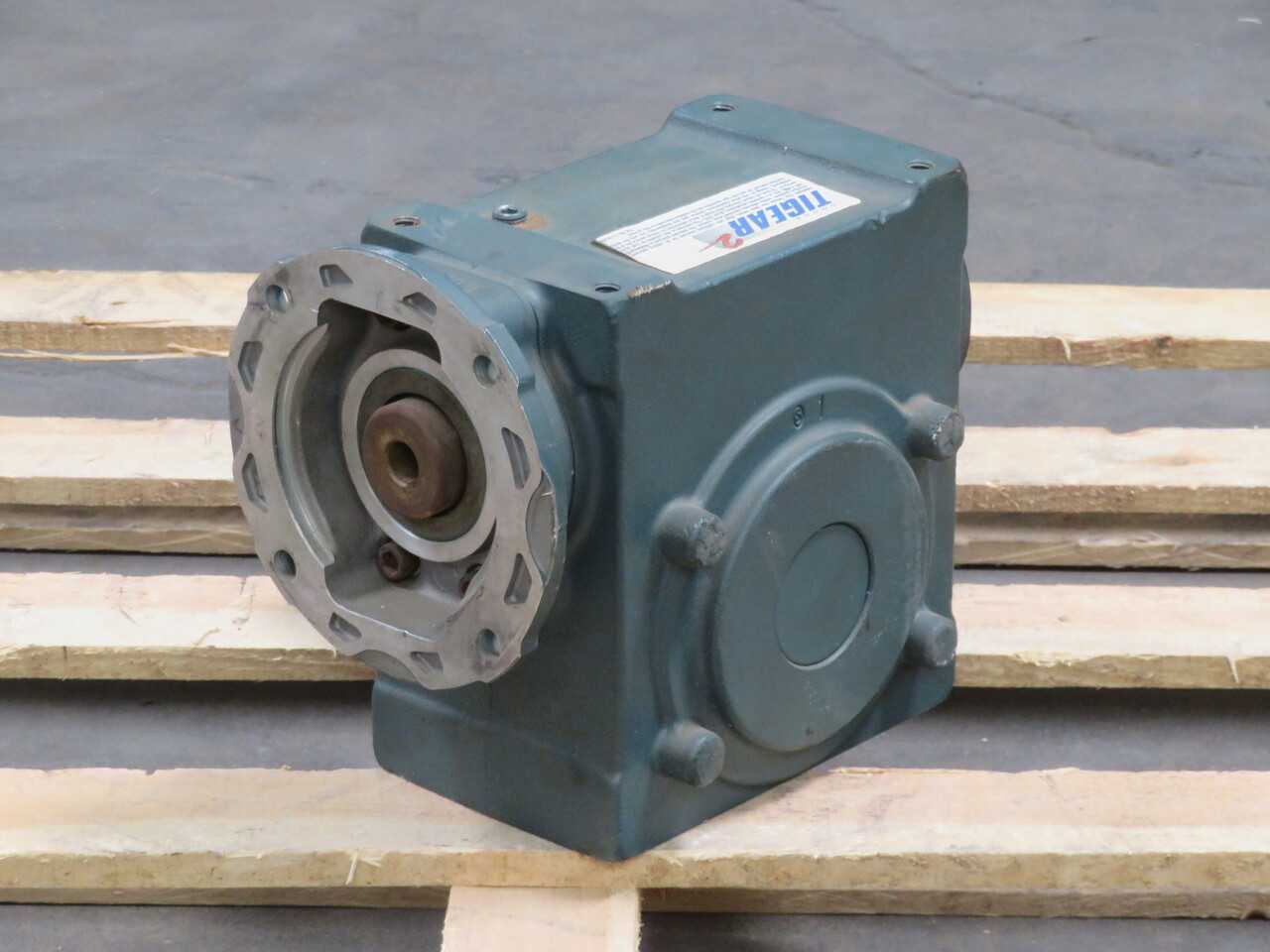 Dodge 30Q20L56 Gear Reducer T261661 - High Performance Industrial Solution - INLINE GEAR REDUCER