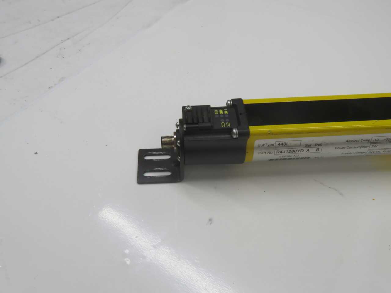 ALLEN BRADLEY R4J1280YD, CURTAIN SENSORS, 14 MM RES, 1280 MM H, 24 VDC POWER, PLE, SIL 3 - SENSORS
