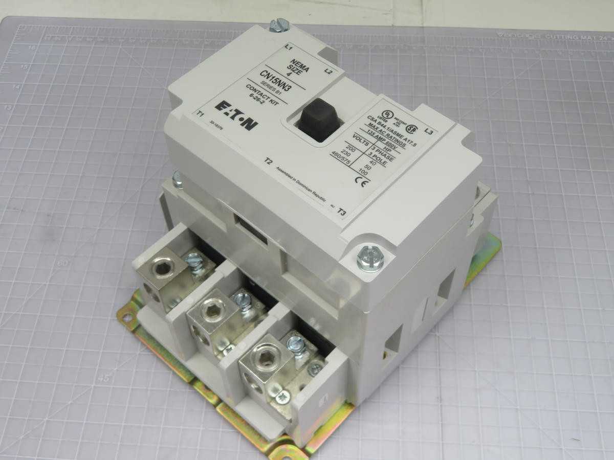 EATON CN15NN3 Motor Starter, NEMA 4, 3-Ph, 3-Pole, 600V Op, 135A Flc, 100 Hp, 110/120V Coil - CIRCUIT BREAKERS