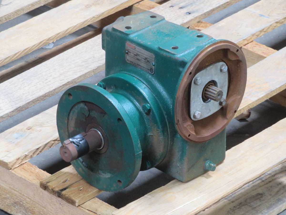 MASTER 30MC01051505 145WG21F18 GEAR REDUCER T262657 - GEAR REDUCERS