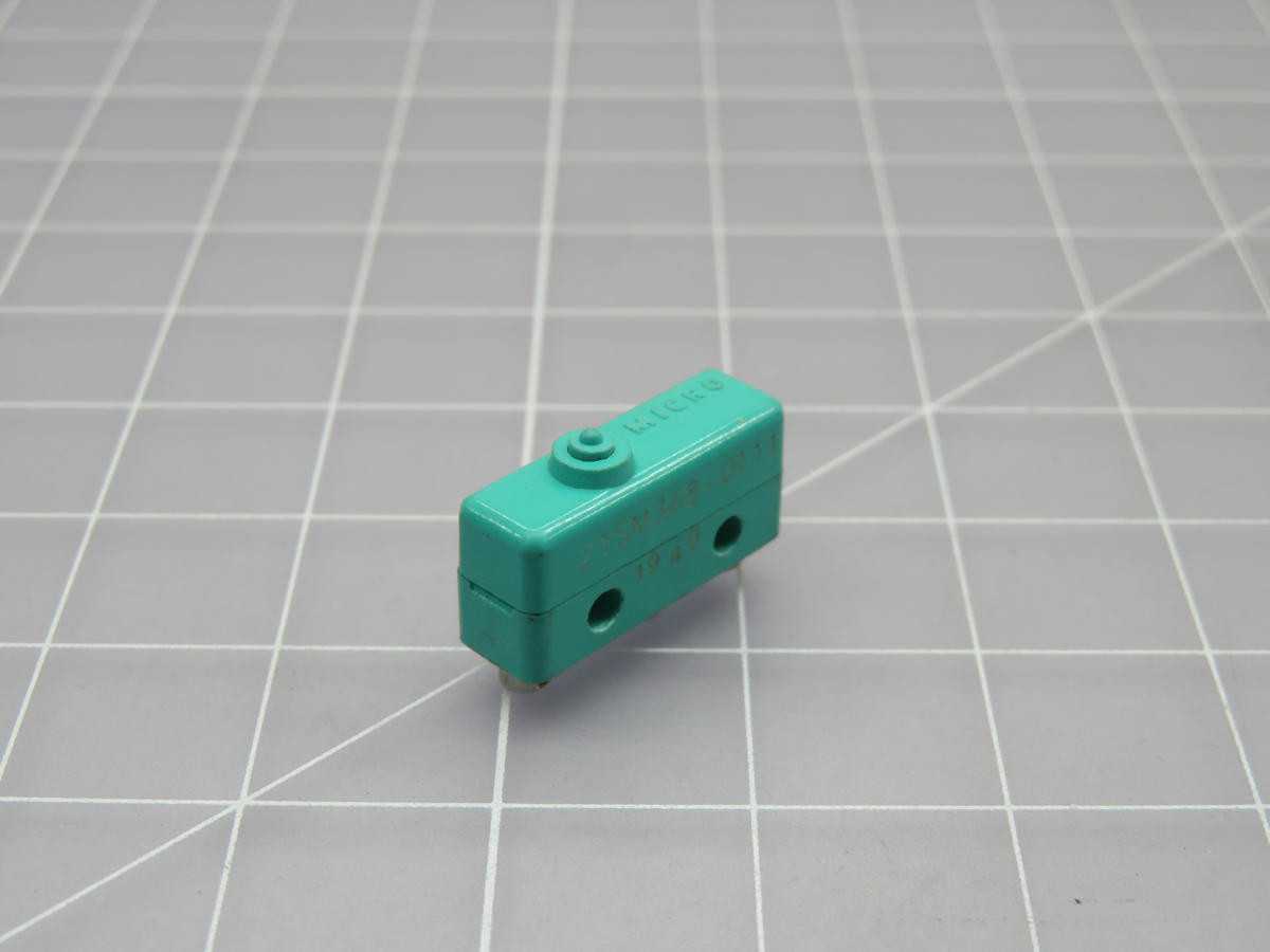 LOT OF 60 HONEYWELL 21SM368-0111 SWITCH BASIC - SWITCHES