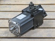 YASKAWA SGMS-70A6V-FJ11 SERVO MOTOR, 7.0 KW POWER, 3000 RPM SPEED, 22.3 NM TORQUE, 17-BIT ENCODER, IP65 - SERVO