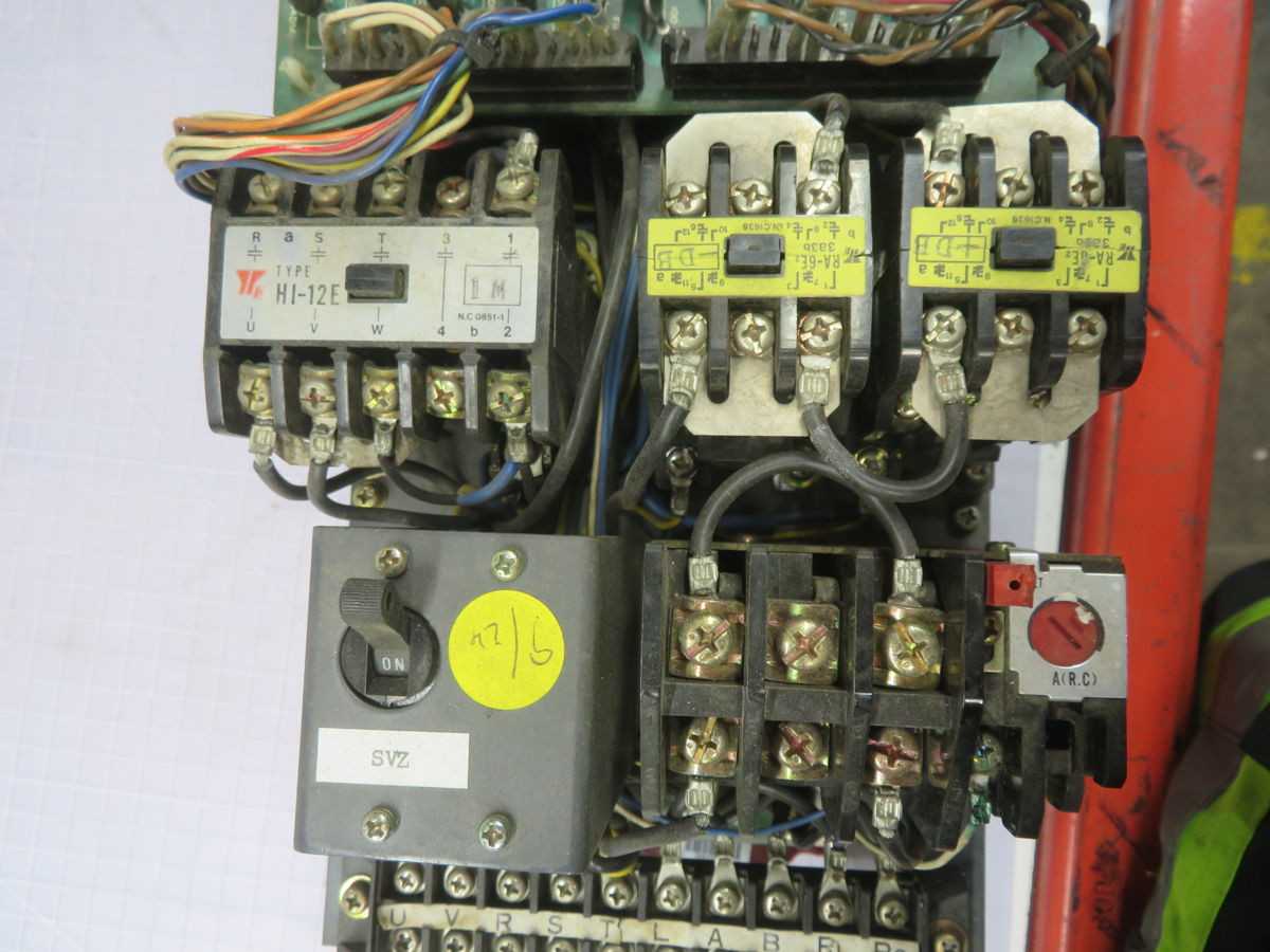 YASKAWA CPCR-MR 152G SERVO DRIVE T264706 - SERVO DRIVES