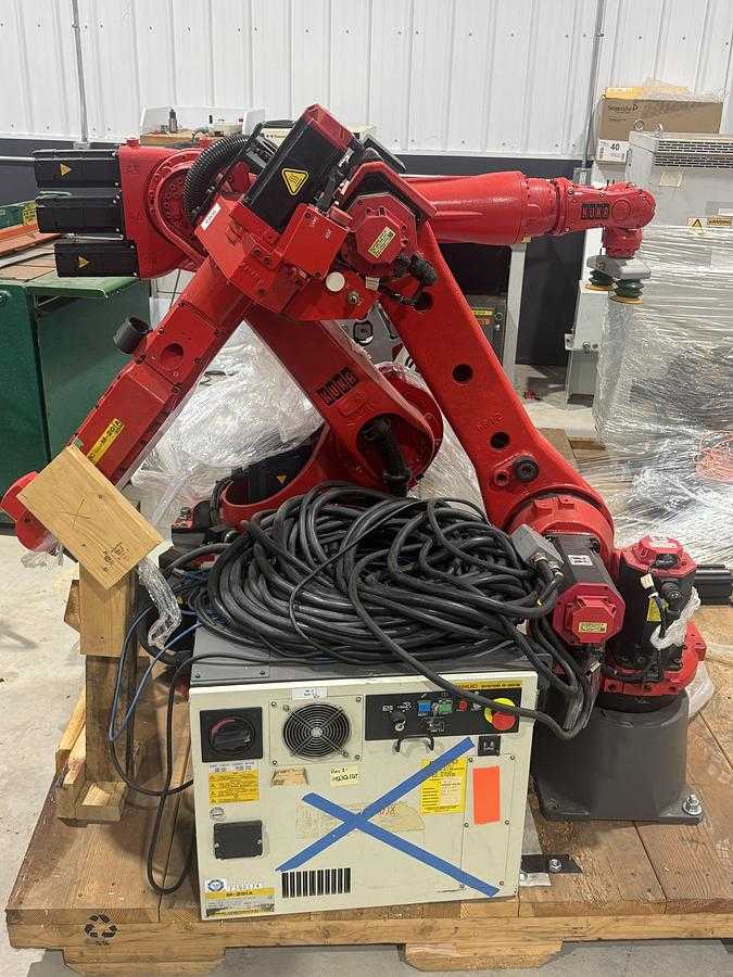 2016 FANUC M-20IA/35M ARTICULATED ROBOT, 35KG PAYLOAD, 1813MM REACH, R-30IB CONTROLLER - ARTICULATED ROBOTS