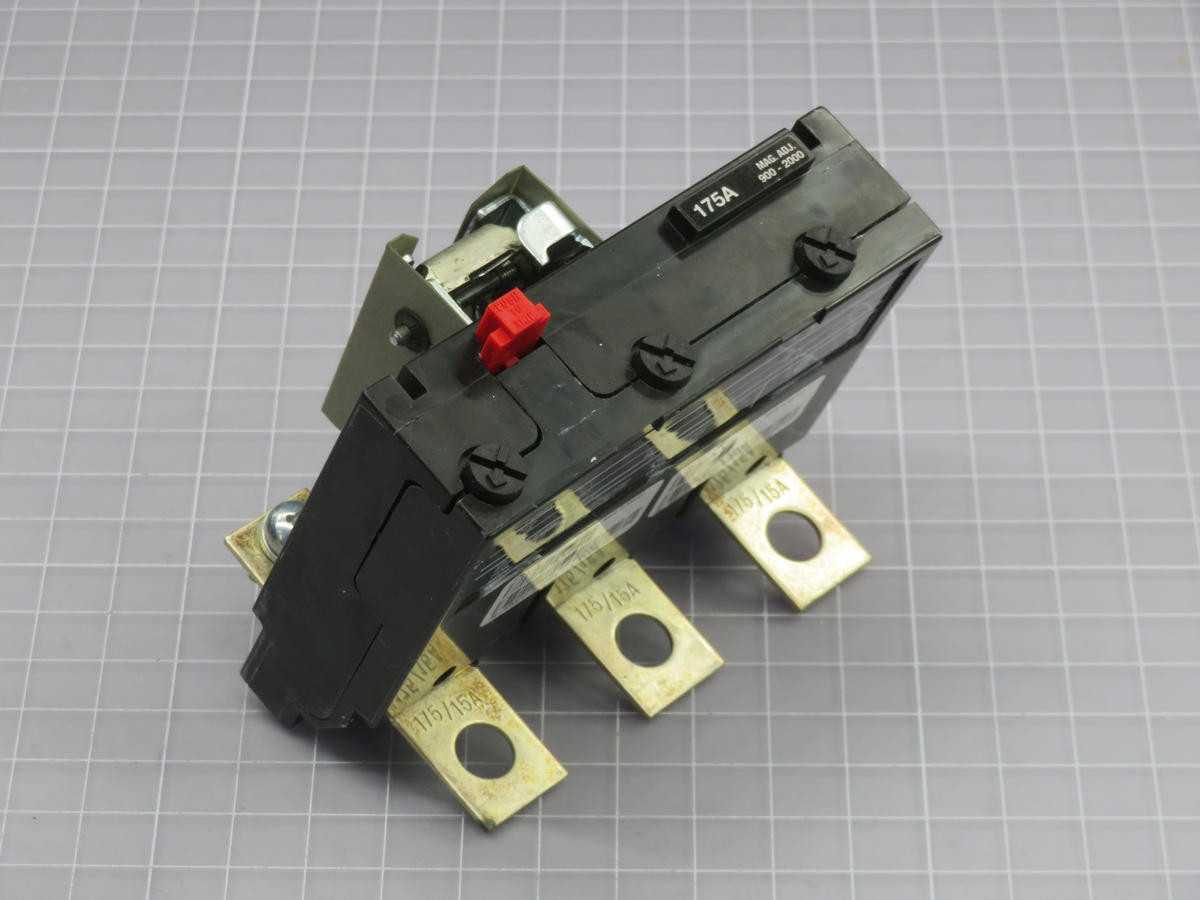 SIEMENS FD63T175 CB, 3-POLE, THERM-MAG, 175A CONT, 600V MAX, 18KA INT @ 600V, BOLT-ON - CIRCUIT BREAKERS