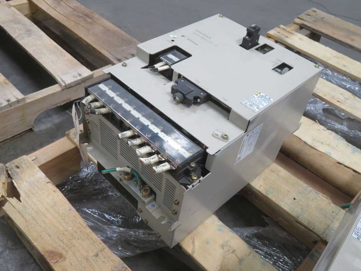 YASKAWA SGDM-60AC-SD1-P HIGH-CAPACITY AC SERVO DRIVE T269145 - SERVO