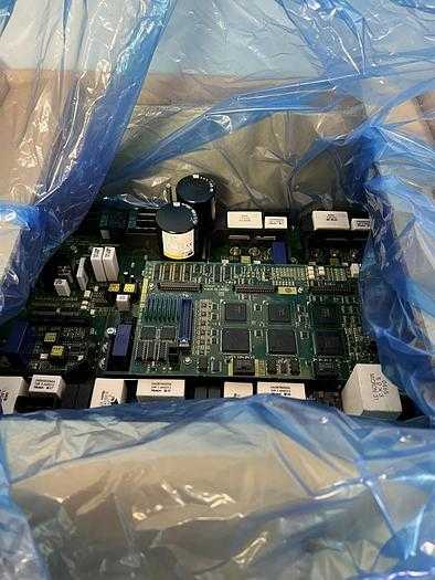 FANUC A06B-6105-H002 AC SERVO AMPLIFIER 22A 2.2KW R-J3IB 200-240VAC 28.5LBS - SERVO DRIVES