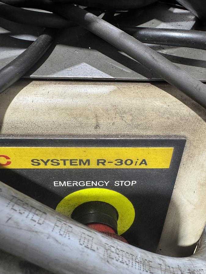 2007 FANUC R-2000IB/165F ROBOT, 165KG PAYLOAD, 2655MM REACH, R-30IA CONTROL - ARTICULATED ROBOTS