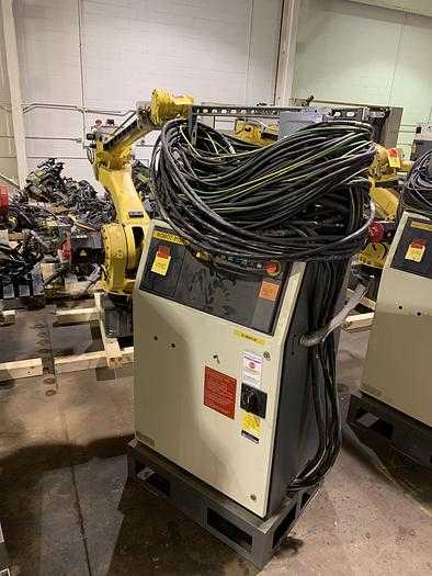 2003 FANUC S-500iB Robot: 15kg Payload, 2757mm Reach, RJ3iB Controller - ARTICULATED ROBOTS