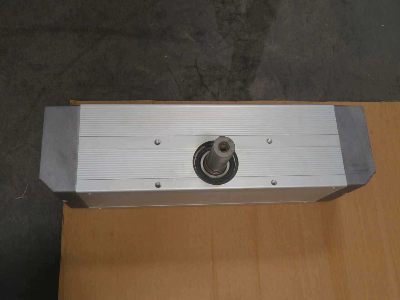 FESTO DRQ-100-180-PPV-A 30597, SEMI-ROTARY DRIVE, 100 MM SIZE, 180 DEG SWIVEL, 20 NM TORQUE - ACTUATOR