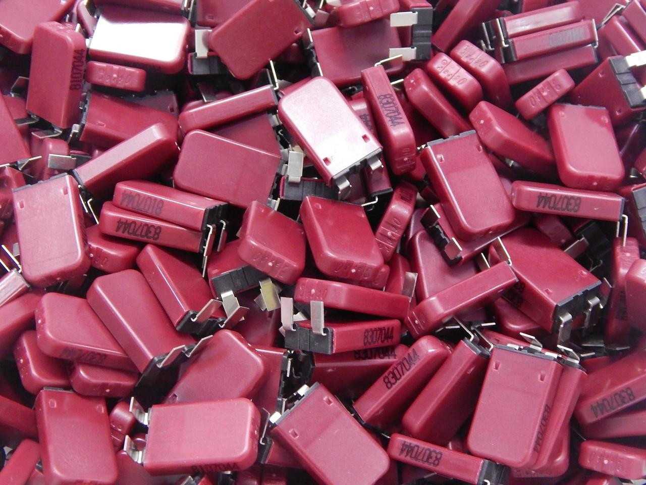 Lot of 13900 8307044 Semiconductors - ELECTRONIC COMPONENTS