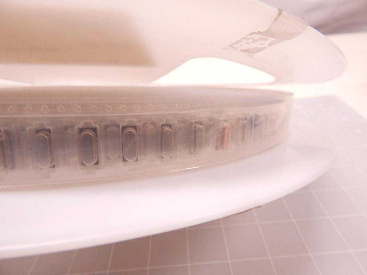 Lot of 1000 SBB24.01C5 076-0070 Crystal Oscillator - ELECTRONIC COMPONENTS