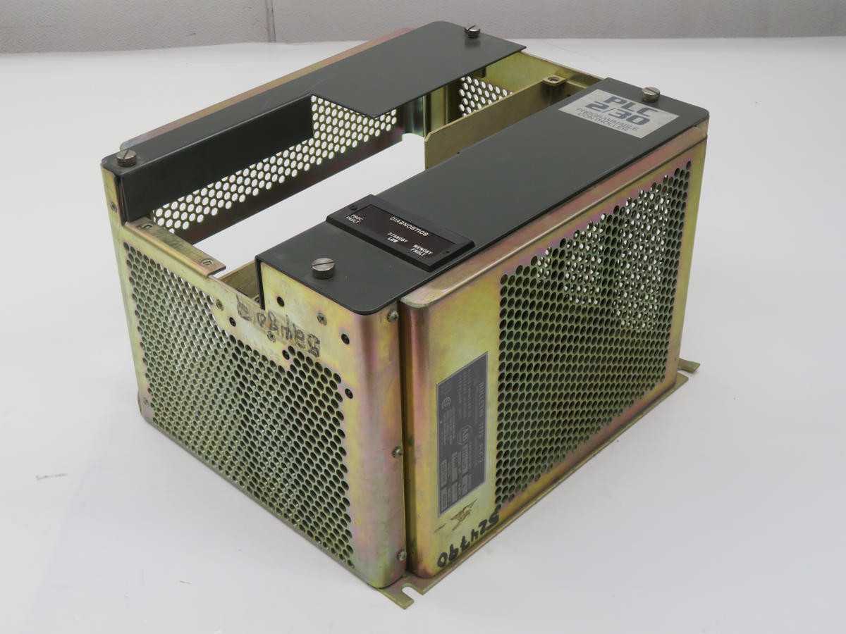 Allen Bradley 1772-LP3, Controls PLCs, 120/240V Power, 8K Memory, 1024D I/O, 512A I/O - AUTOMATION & CONTROLS