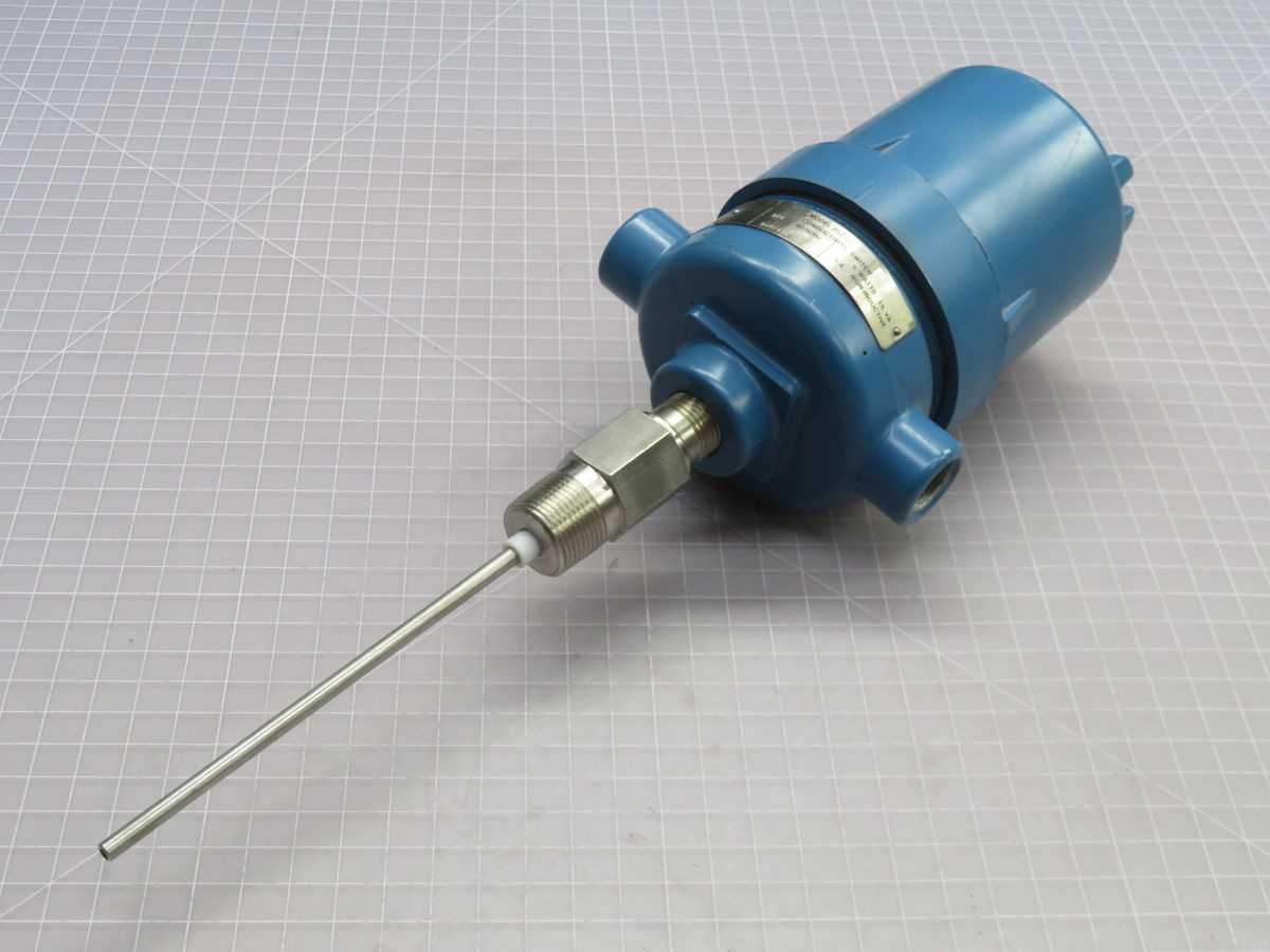 ROBERTSHAW 352-A2 CONDUCTIVITY SWITCH T266624 - CONDUCTIVITY MEASUREMENT