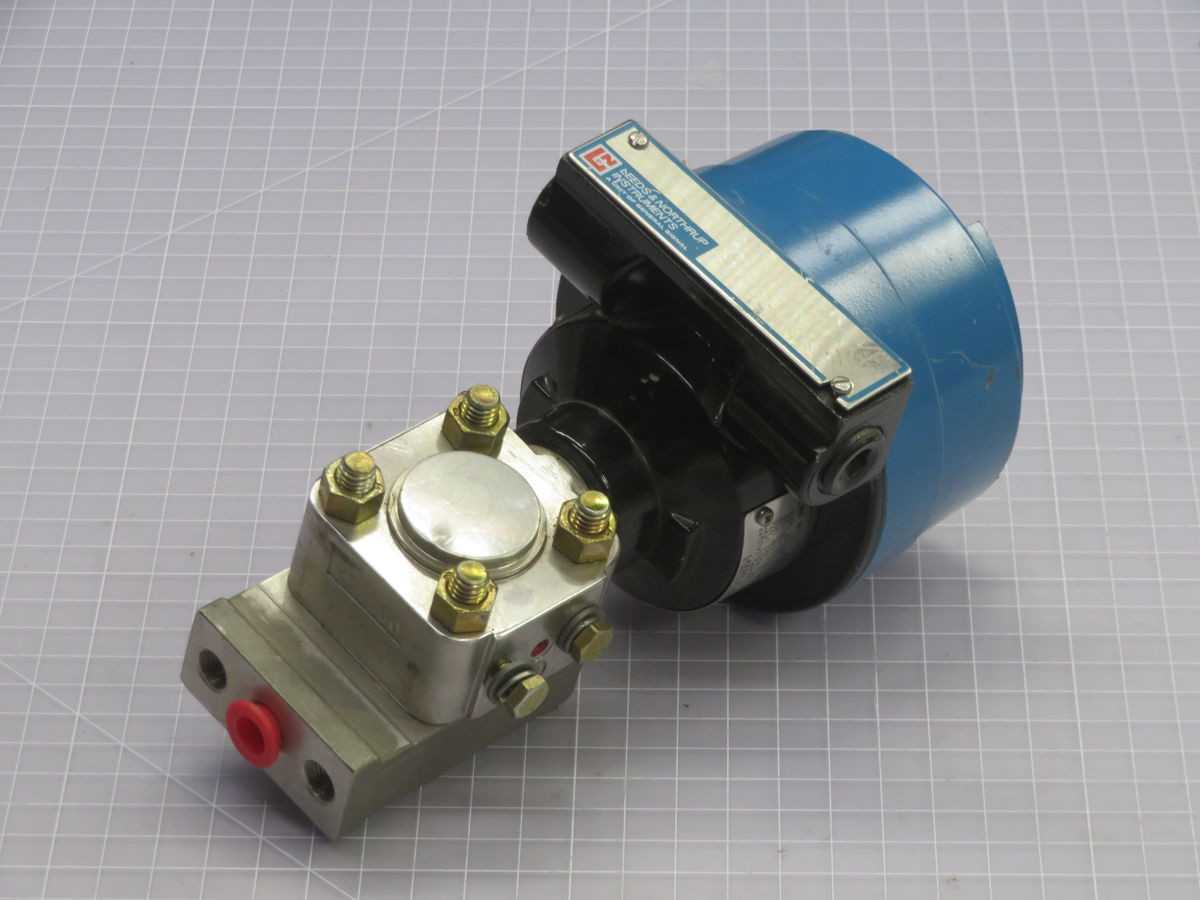 LEEDS & NORTHRUP 055727-72630-107-12-1-01-000 TRANSMITTER T261832 - PRESSURE TRANSMITTER