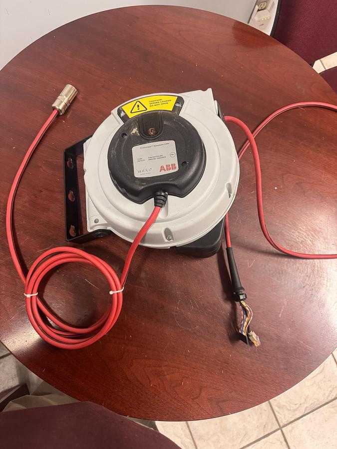 2015 ABB 3HAC047724-001 FLEXPENDANT RETRACTABLE CABLE, 10M, SXTPU3 COMPATIBLE, 5KG MASS - ROBOT PARTS