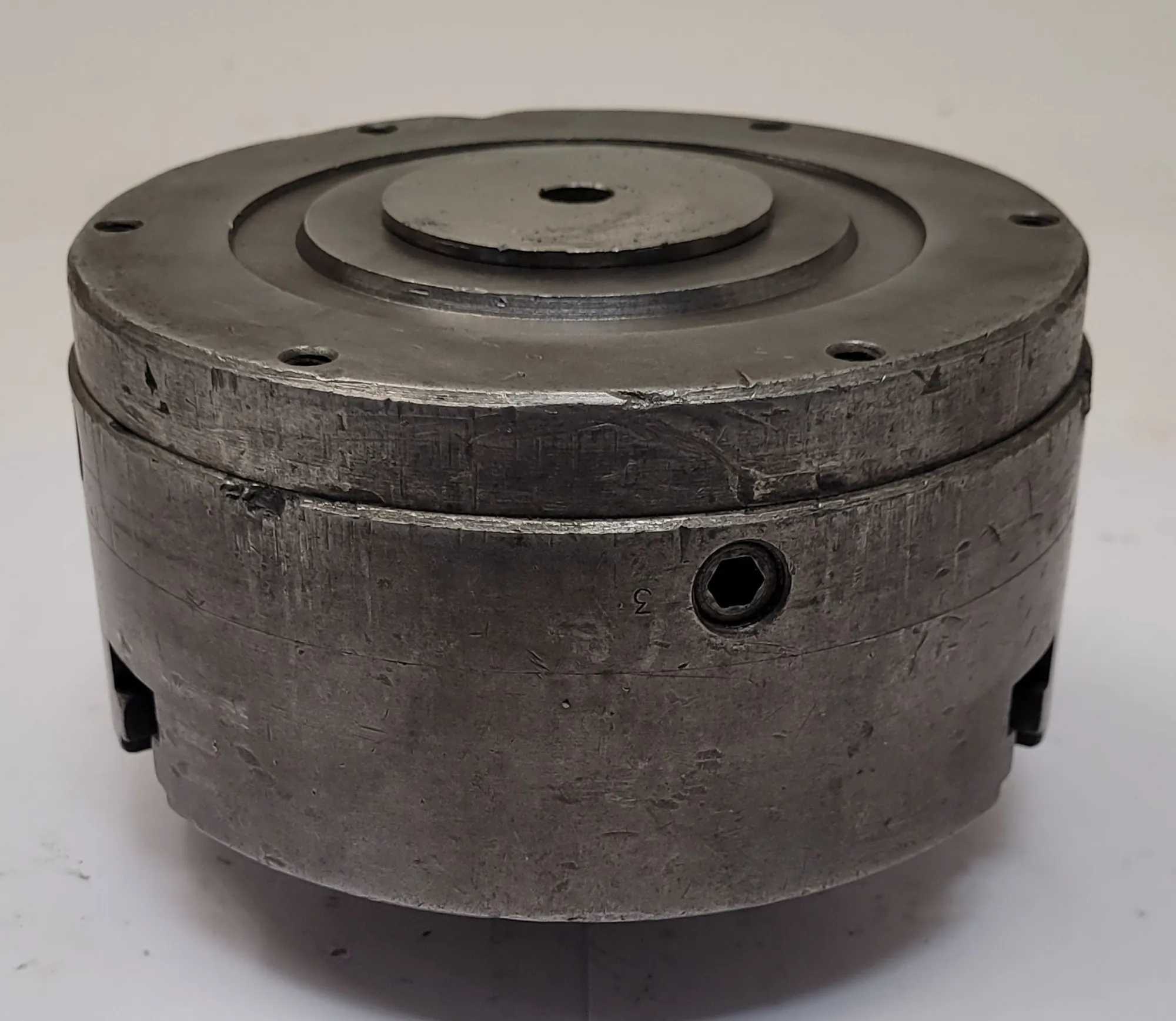 BUCK 6 INCH - 3 JAW CHUCK W/ BUCK TOOL T950 BACK PLATE - MACHINING TOOLING & PARTS